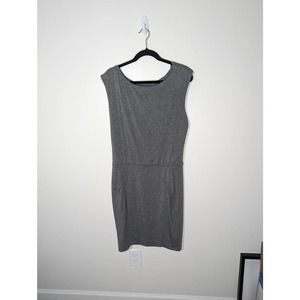 ATHLETA SIZE M  ATHLETA  GRAY DRESS